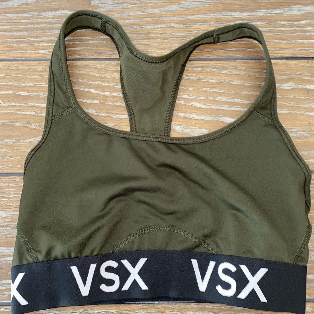 VICTORIAS SECRET SPORTS BRA